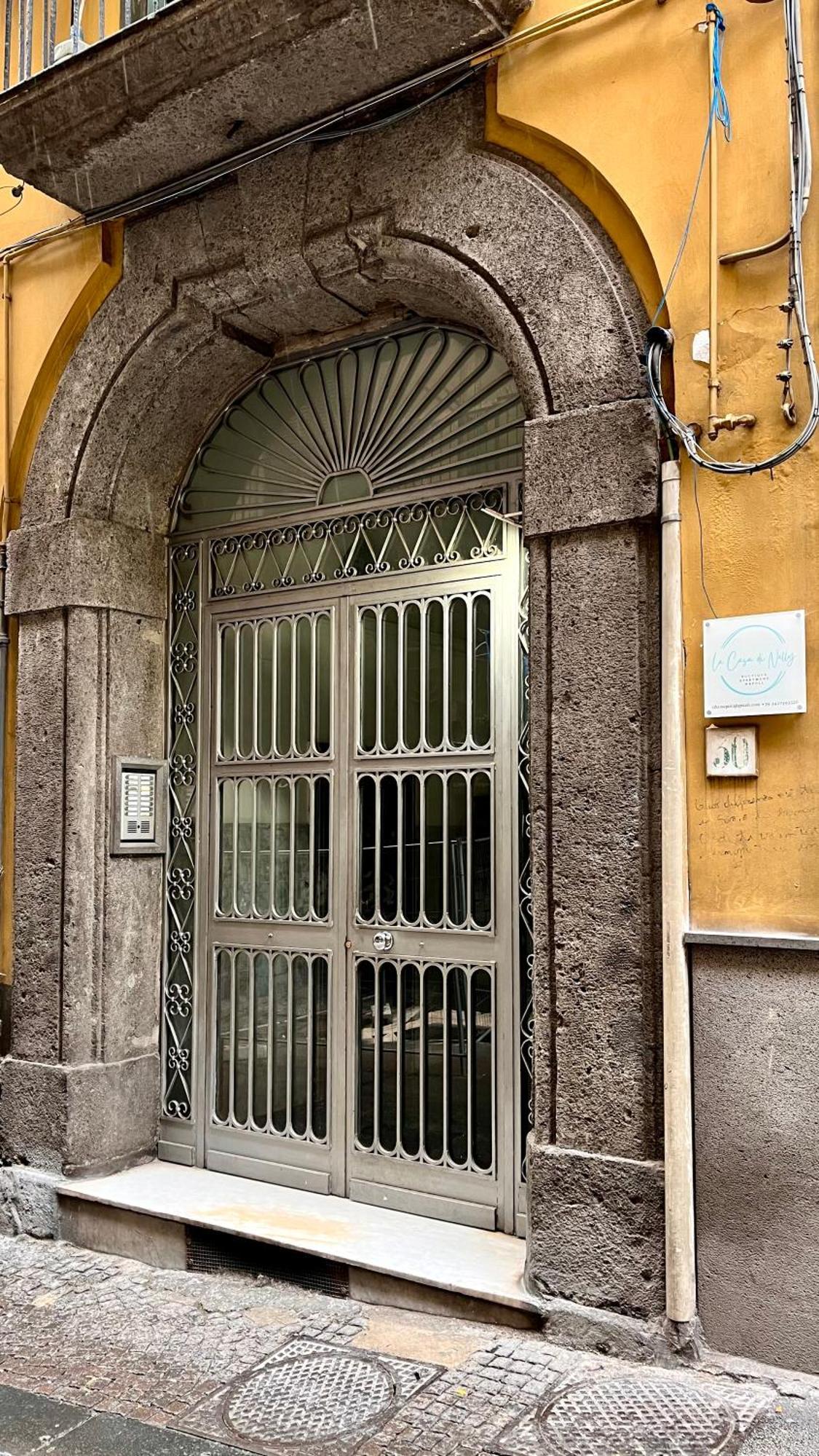 La Casa Di Nelly Boutique Apartment Napoli Exteriör bild